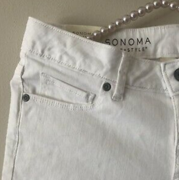 Sonoma White Capris Size 10 - Picture 3 of 7